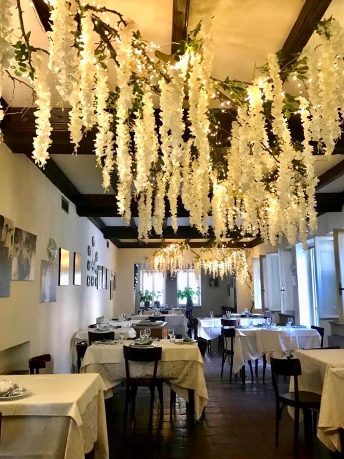 Locanda La Posta Cavour Exterior photo
